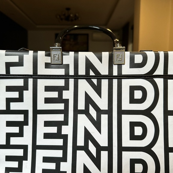 Fendi Roma Casual Style A4 2WAY Leather Logo Tote with Barcode - Picture 5 of 11